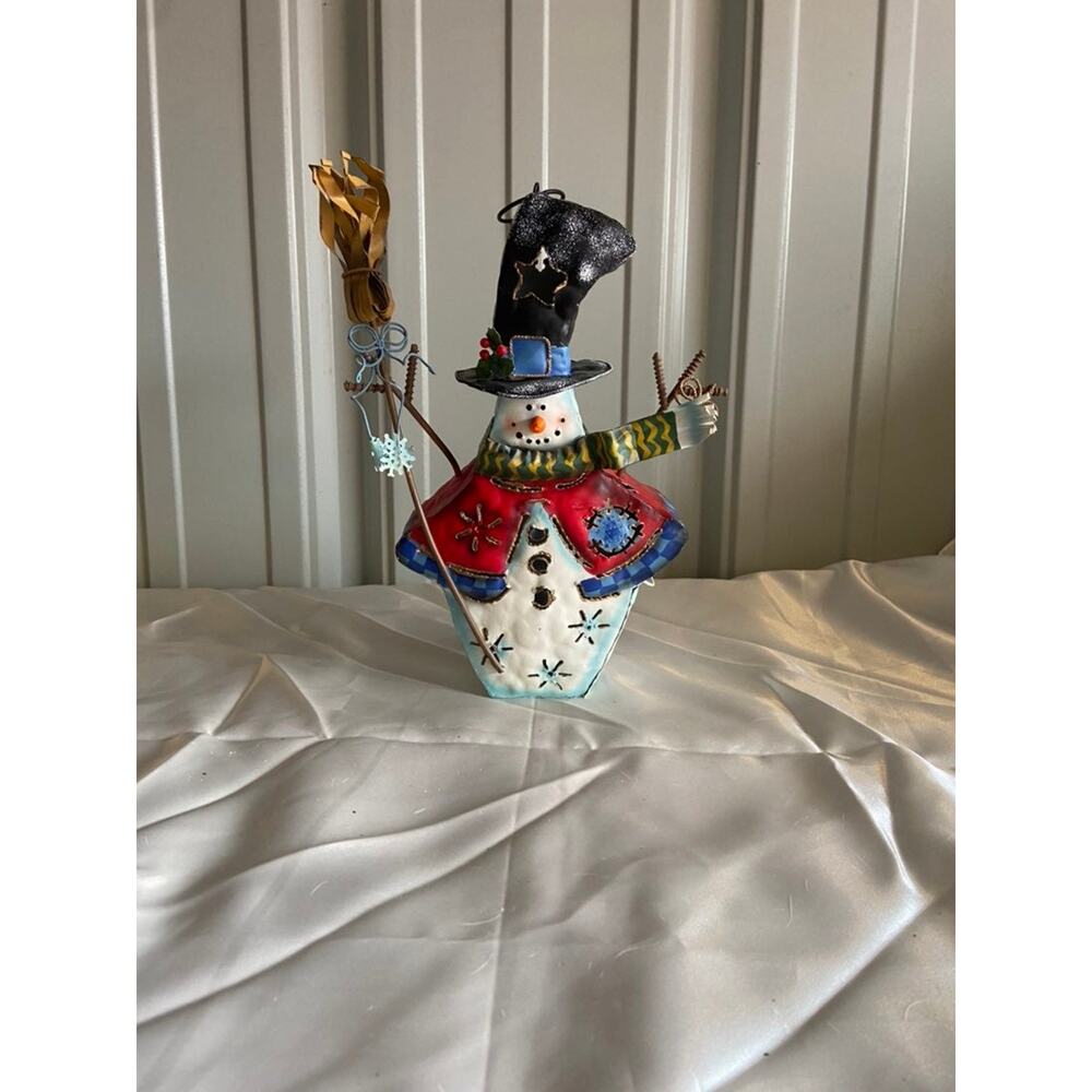 Snowman candle holder
